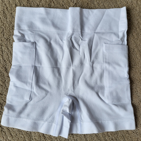 Women’s Tennis Dress w/ Built-In Bra + Separate Shorts – Size XS – NWT - Picture 9 of 13